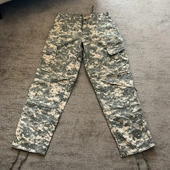 Army Combat Camouflage Men’s Uniform Jacket Size L and Pants Size M/L - Picture 13 of 14